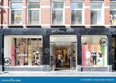 michael kors store amsterdam.